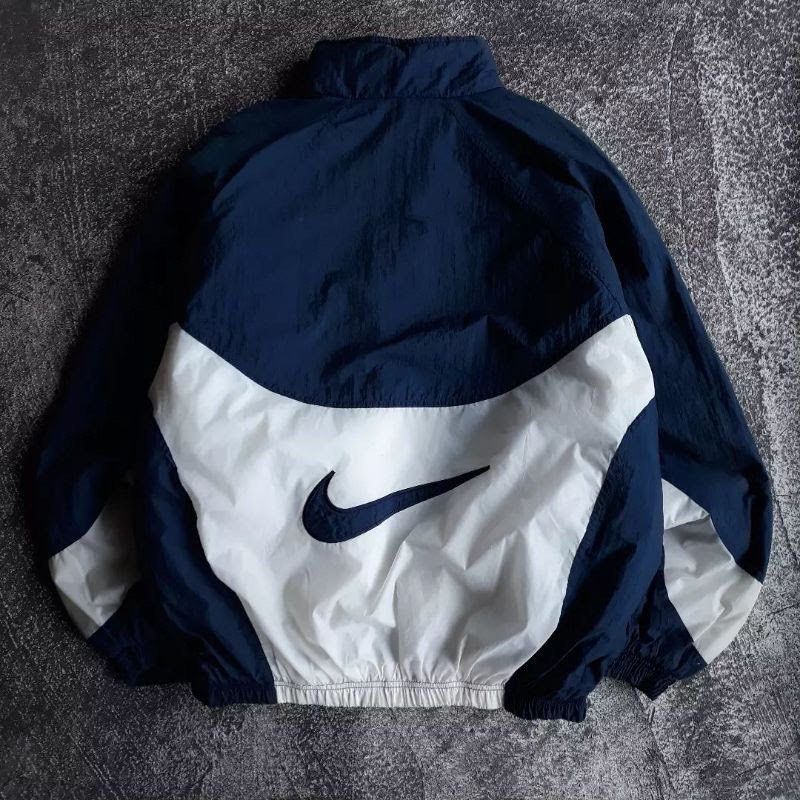 BRAND NEW Nike Swoosh Vintage 2 layer Genuine Windbreaker Women s Fashion Coats Jackets and Outerwear on Carousell