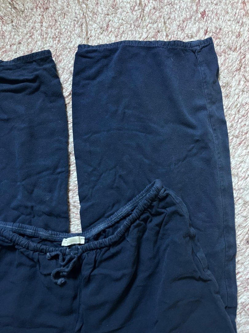 Brandy Melville low waisted flowy pants navy blue, Women's Fashion