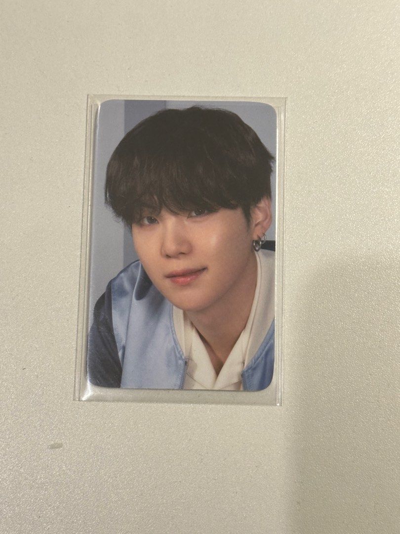 BTS photocards pc SALE 100 pesos only (Category: K-Wave Merchandise) located in Rizal. Submitted by mindanicakes (Listing ID 1290901108, Image 2). Description: bts lfb ph onhand All pcs for 100 each BE pcs - 100 per pair Suga and RM message card - 100 for both dm if interested .
