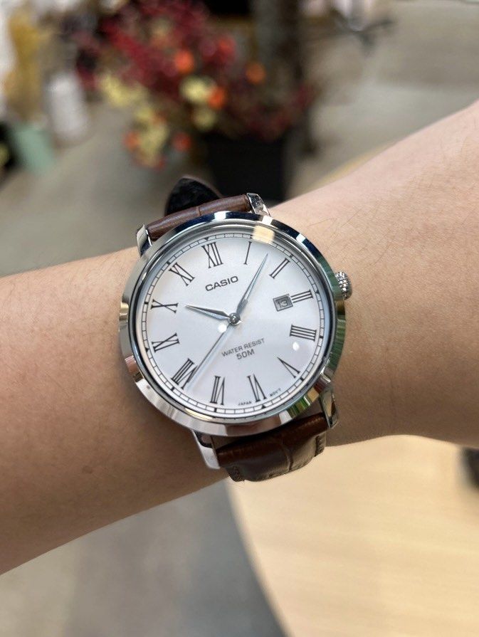 Authentic Casio 40mm Analog Curved Glass Dress Watch MTP E149