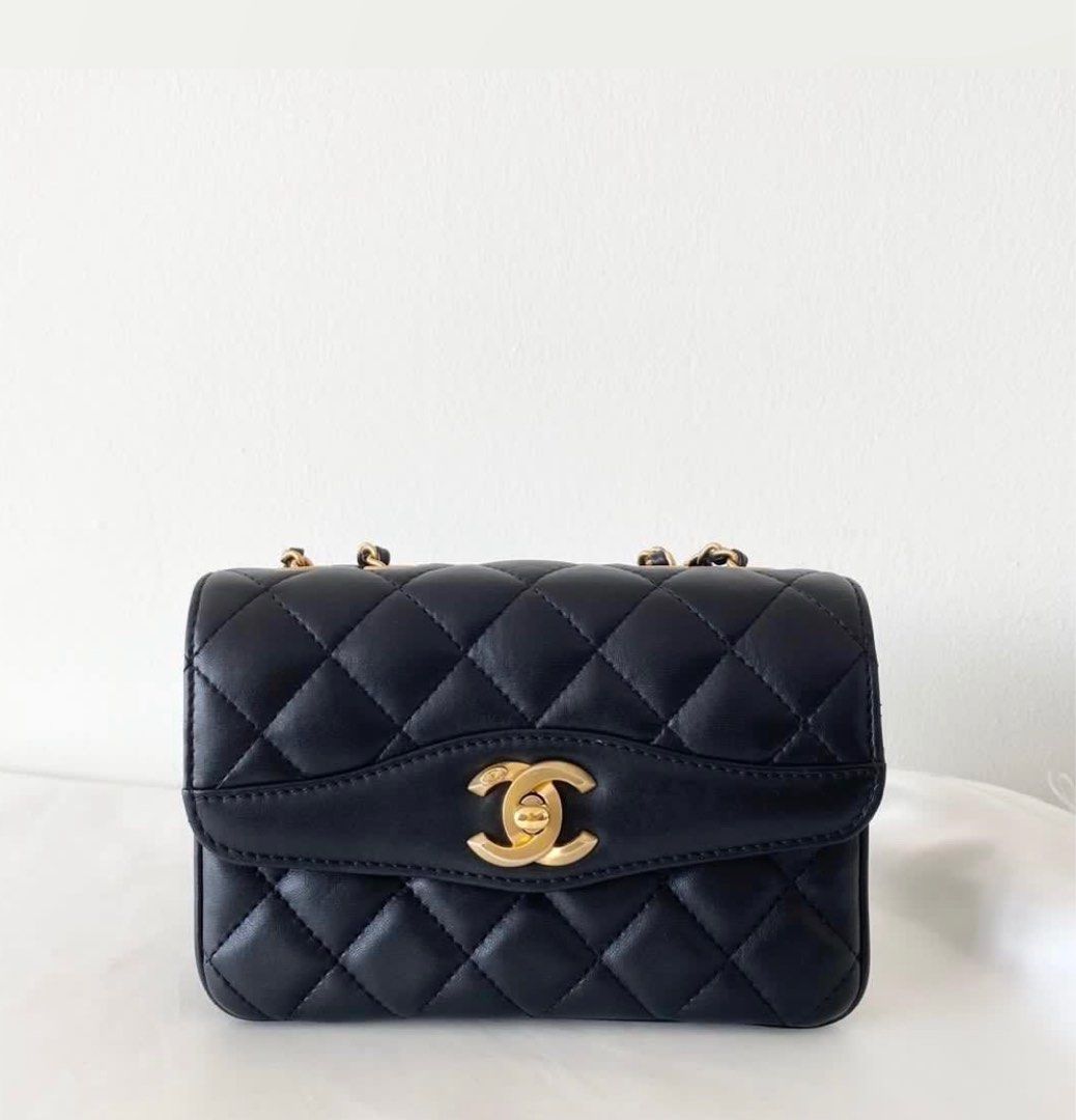 Chanel seasonal online bag 2018