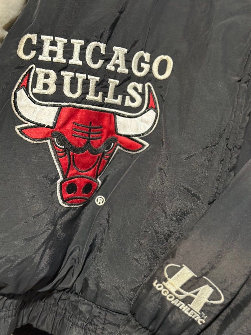 Chicago Bulls Sharktooth Logo Athletic Vintage Puffer Jacket Size XL RARE Logo Athletic