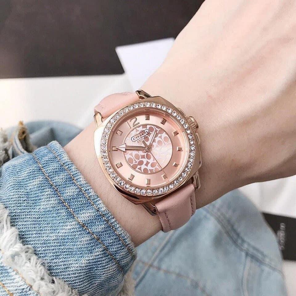 Coach mini boyfriend watch rose gold deals