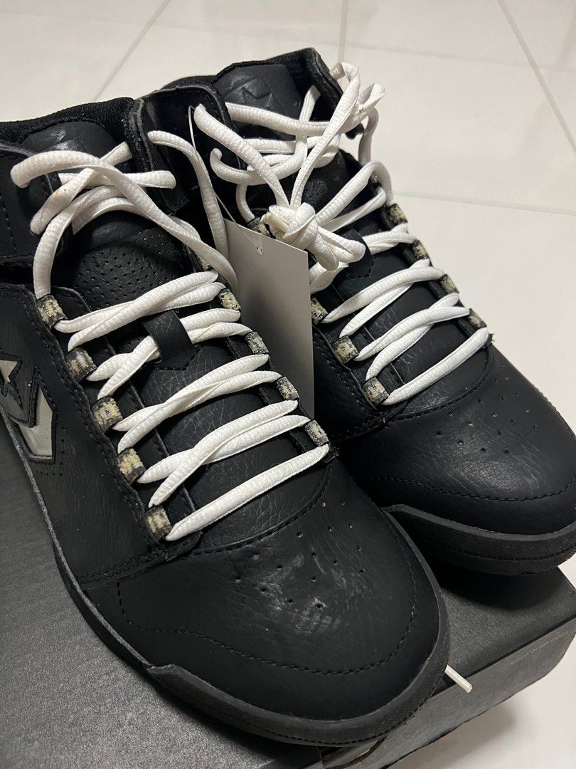 Black converse sale basketball shoes