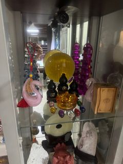 (Category: ) located in . Submitted by shopwithmememe (Listing ID 1290940276, Image 1). Description: .