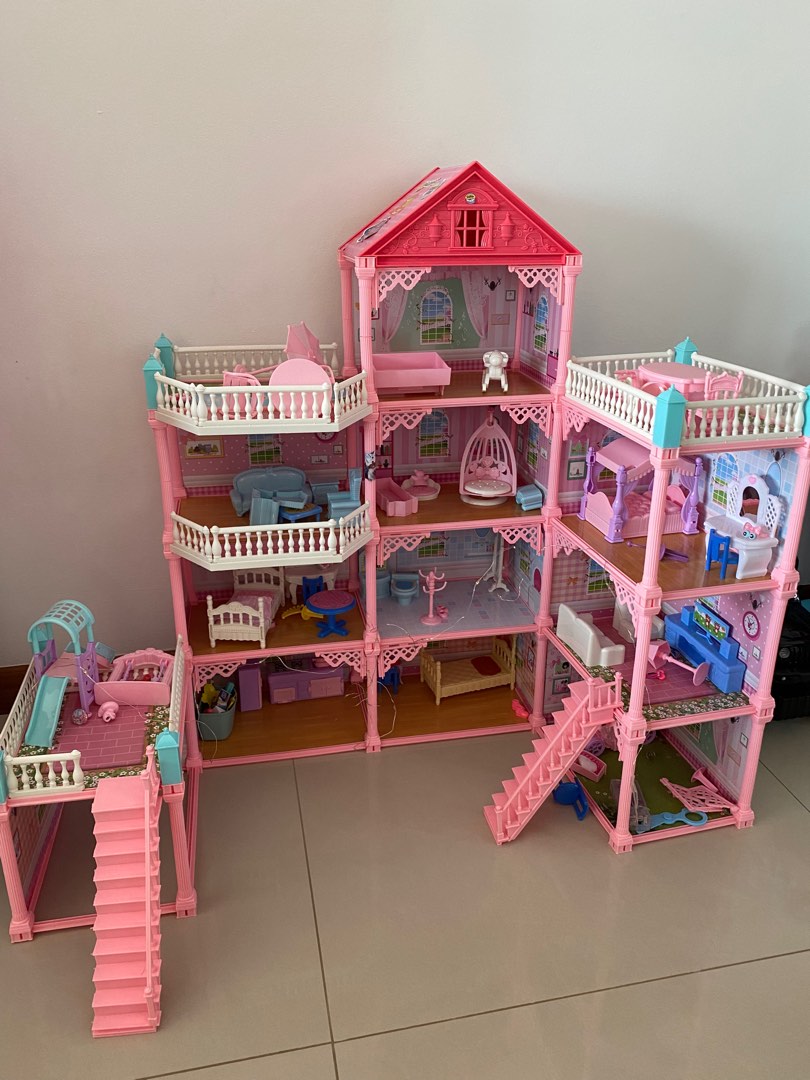 Plastic doll store houses for sale