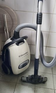 （分類：）位於 。 由 lolhaha30 提交（商品編號 1290874830，圖片 1）。簡介： 。