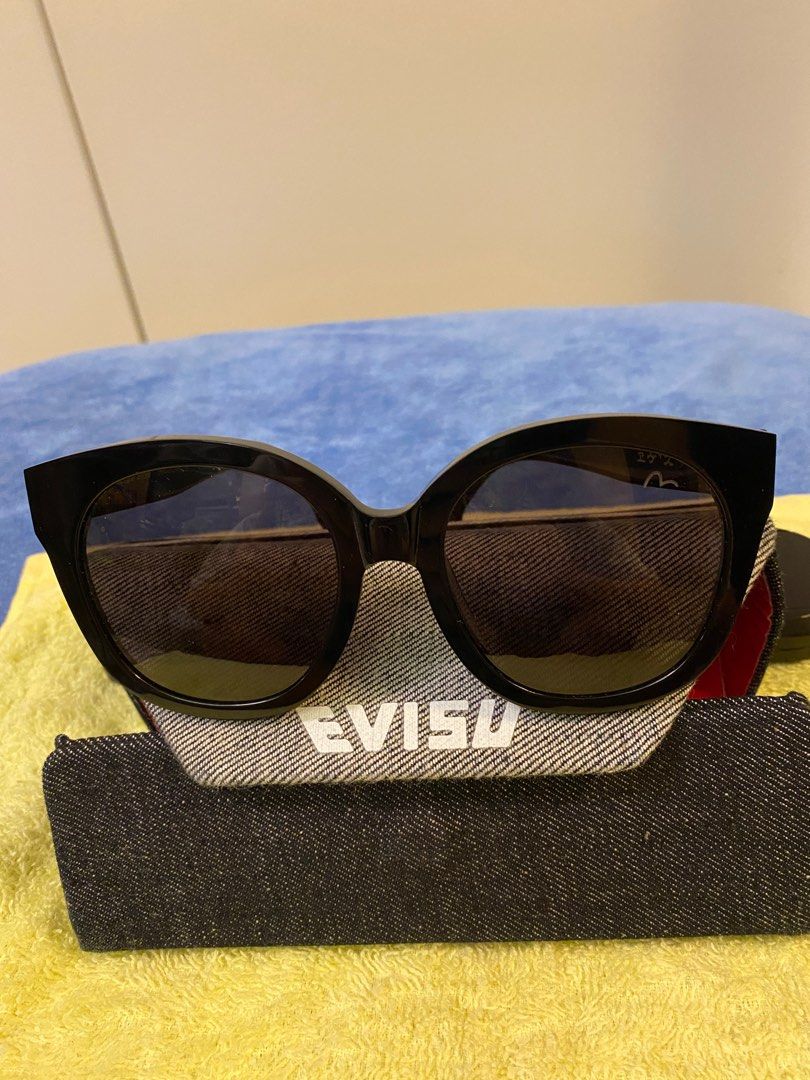 Evisu （分類：飾物及配件）位於 Hong Kong。 由 apple_piee 提交（商品編號 1290861679，圖片 3）。簡介： 當時見到立即買，買咗返嚟冇戴過出街，只係 屋企試戴過，等如全新一樣 原價$1000+ 。