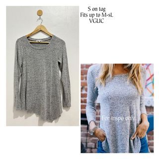 Gray pullover/sweater S on tag