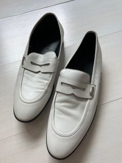 GUCCI MEN 100% AUTHENTIC WHITE LOAFERS SIZE 39!