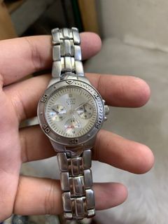 Marreo valentino watches price hot sale