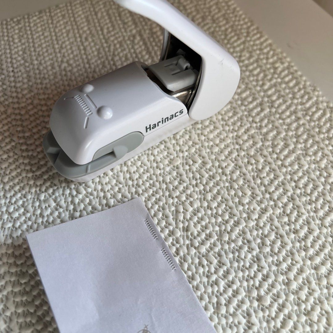 Harinacs Stapeless Stapler (White), Hobbies & Toys, Stationary & Craft ...