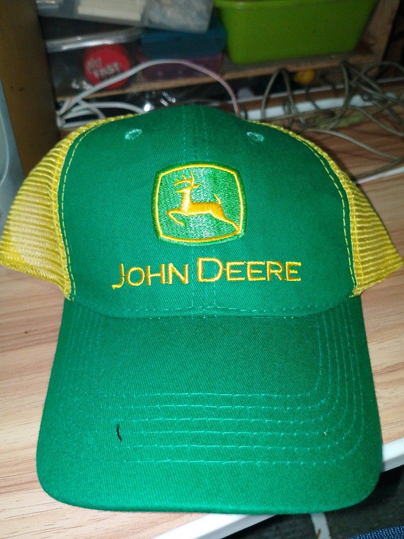John Deere Trucker Hat (Category: Caps & Hats) located in Quezon City. Submitted by neverfoundland (Listing ID 1290996032, Image 1). Description: John Deere Yellow and green Trucker Hat Vintage style.