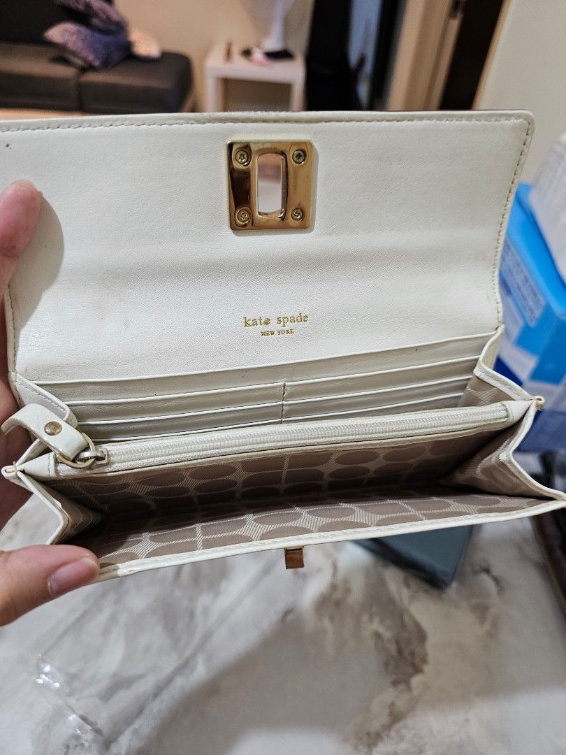 Kate spade shop cream wallet