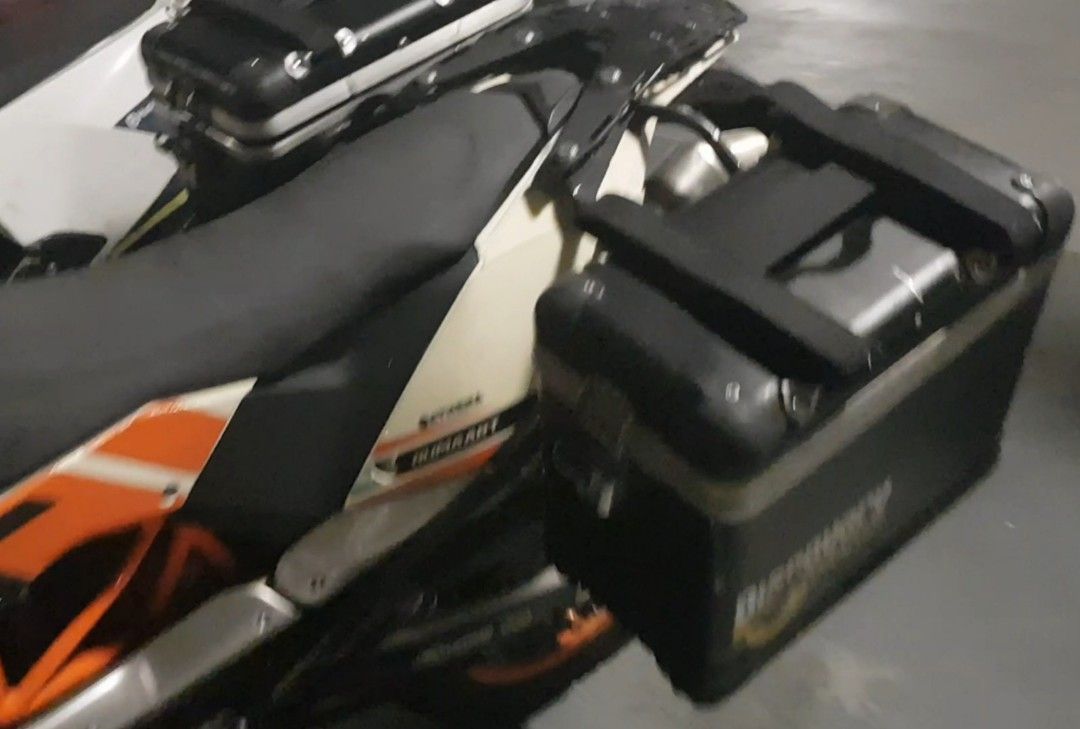 KTM 690 SMC R - pannier rack, top box rack on Carousell