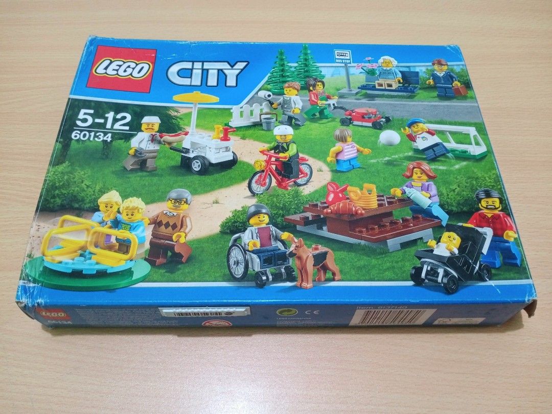 Lego city town fun in best sale the park