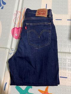 (Category: ) located in . Submitted by _blue_11 (Listing ID 1290929598, Image 1). Description: .