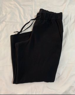 (Category: ) located in . Submitted by lululemonic (Listing ID 1290946227, Image 1). Description: .