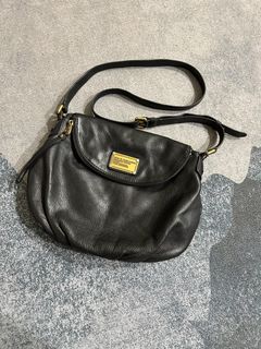 (Category: ) located in . Submitted by thriftbytiya (Listing ID 1290901363, Image 1). Description: .