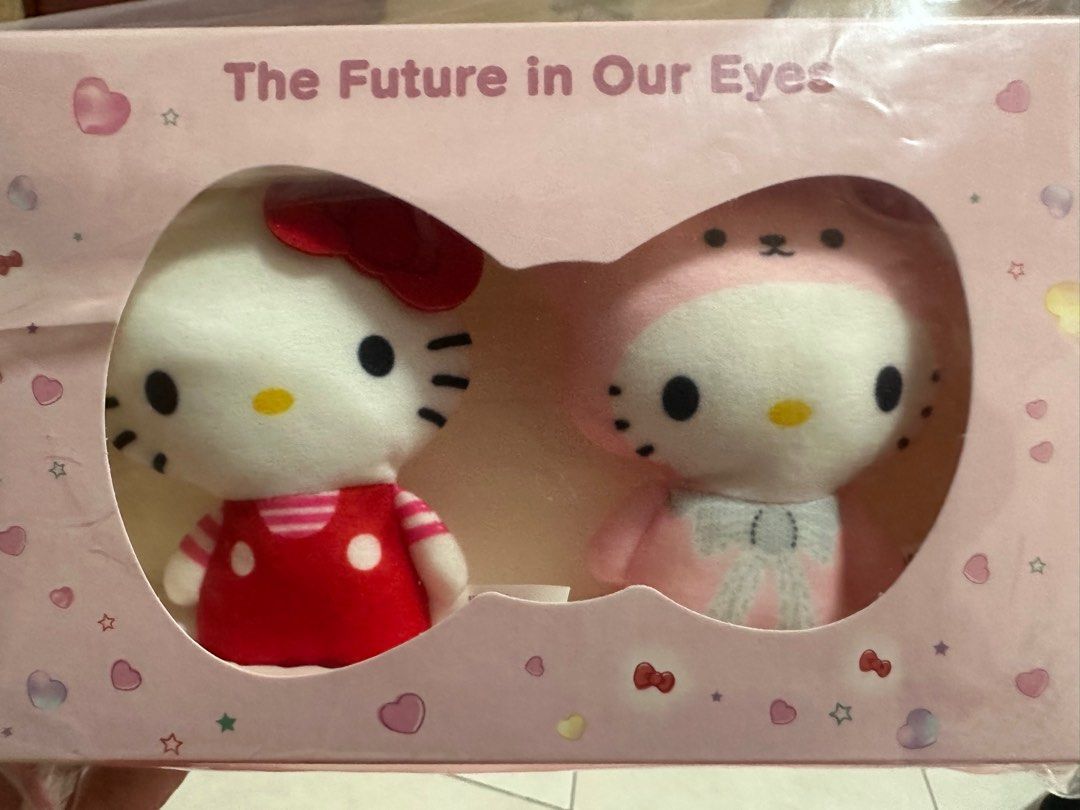Mcd Hello Kitty (Category: Other Merchandise) located in Singapore. Submitted by stel_z (Listing ID 1290909856, Image 2). Description: Set 2 and 3 sell / trade for set 4!! McDonald 50th Anniversary .