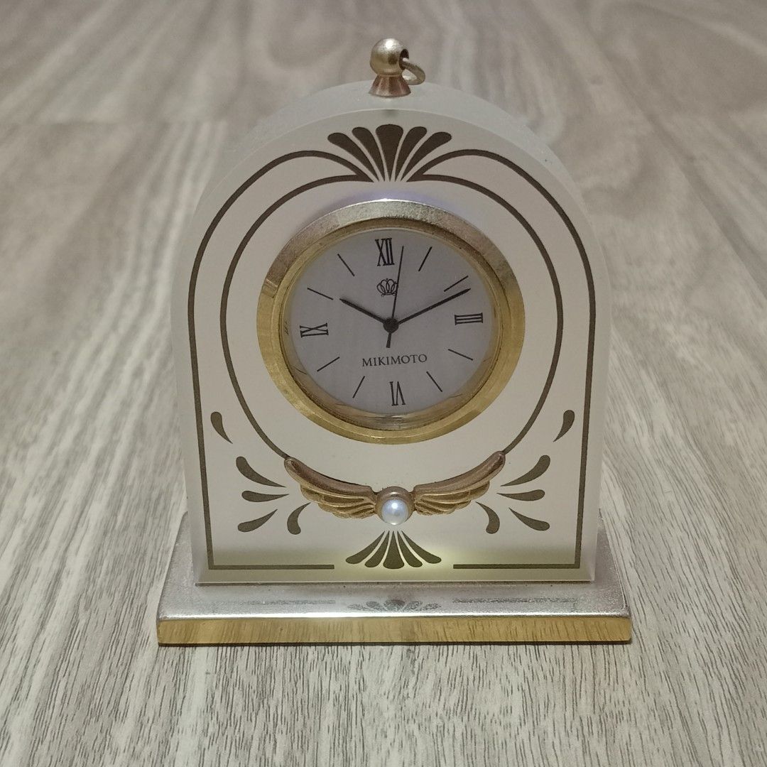 MIKIMOTO DESK CLOCK (Category: Clocks) located in Makati City. Submitted by nyxhemera26 (Listing ID 1290992466, Image 1). Description: MIKIMOTO DESK CLOCK • IN GOOD WORKING CONDITION • BATTERY NOT INCLUDED.