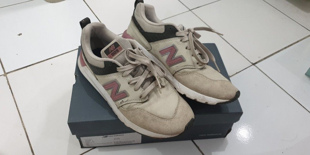 New Balance 009 women cream pink size 39 with box