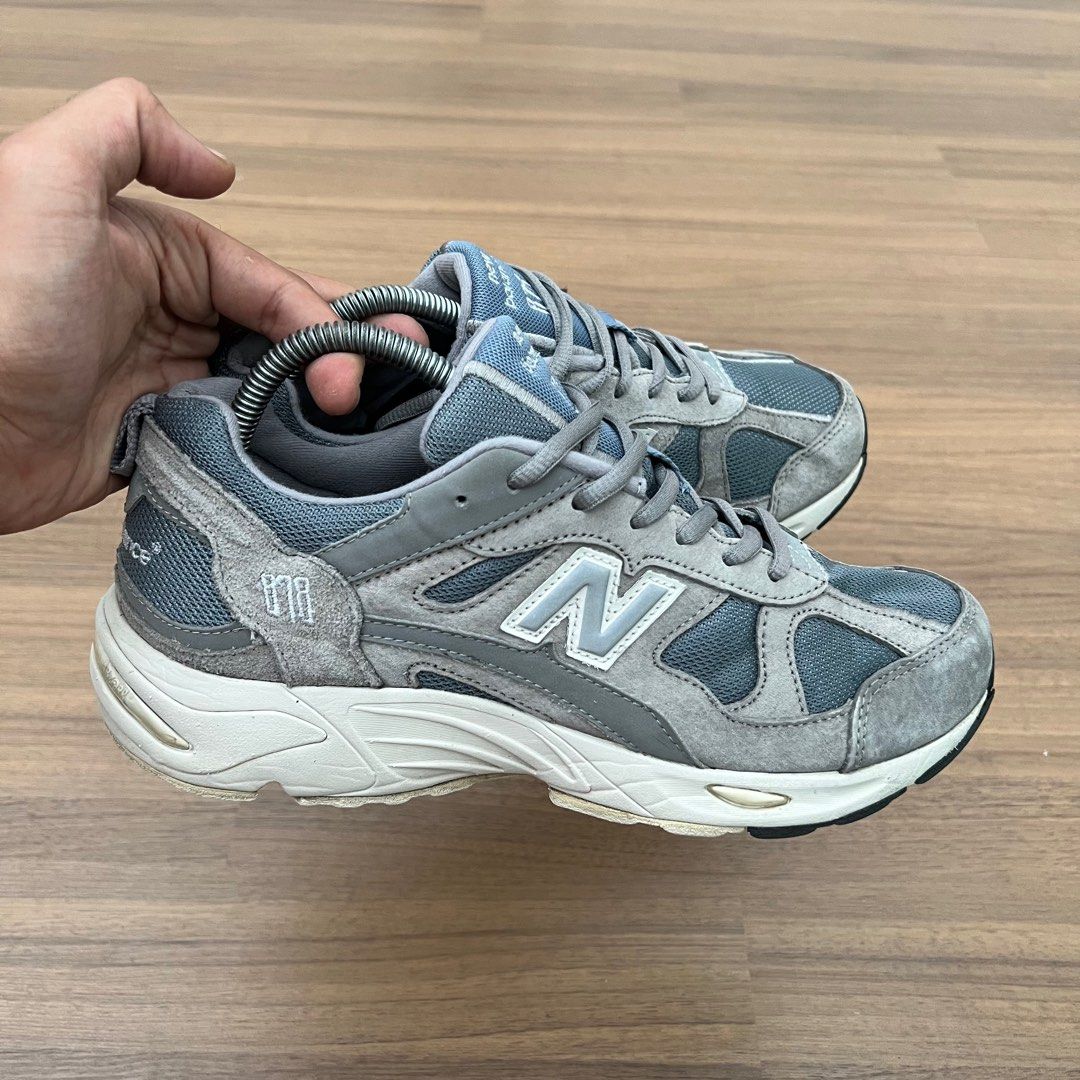 New Balance 878