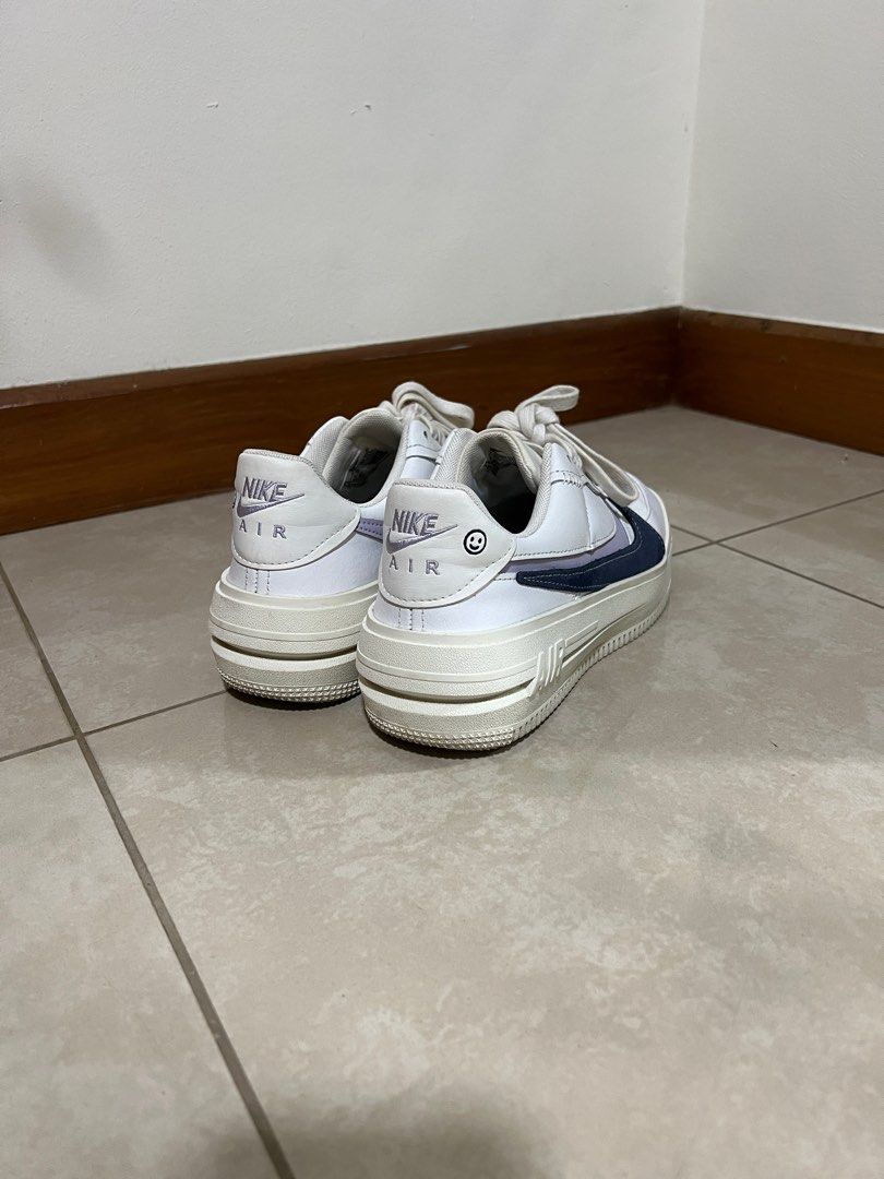 Nike Air Force 1 PLT.AF.ORM LV8 Smiley