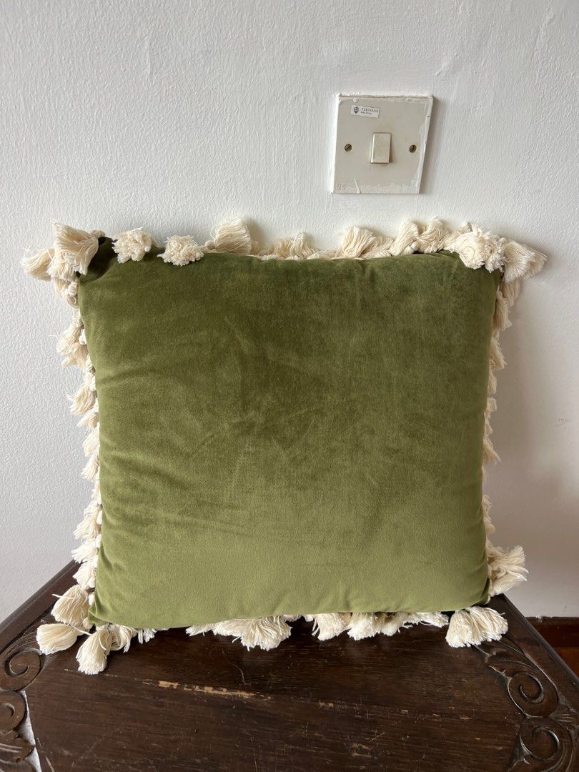 Spotlight green cushions hotsell