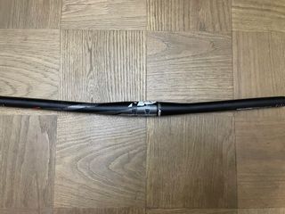 （分類：）位於 。 由 yoshilam 提交（商品編號 1290924855，圖片 1）。簡介： 。