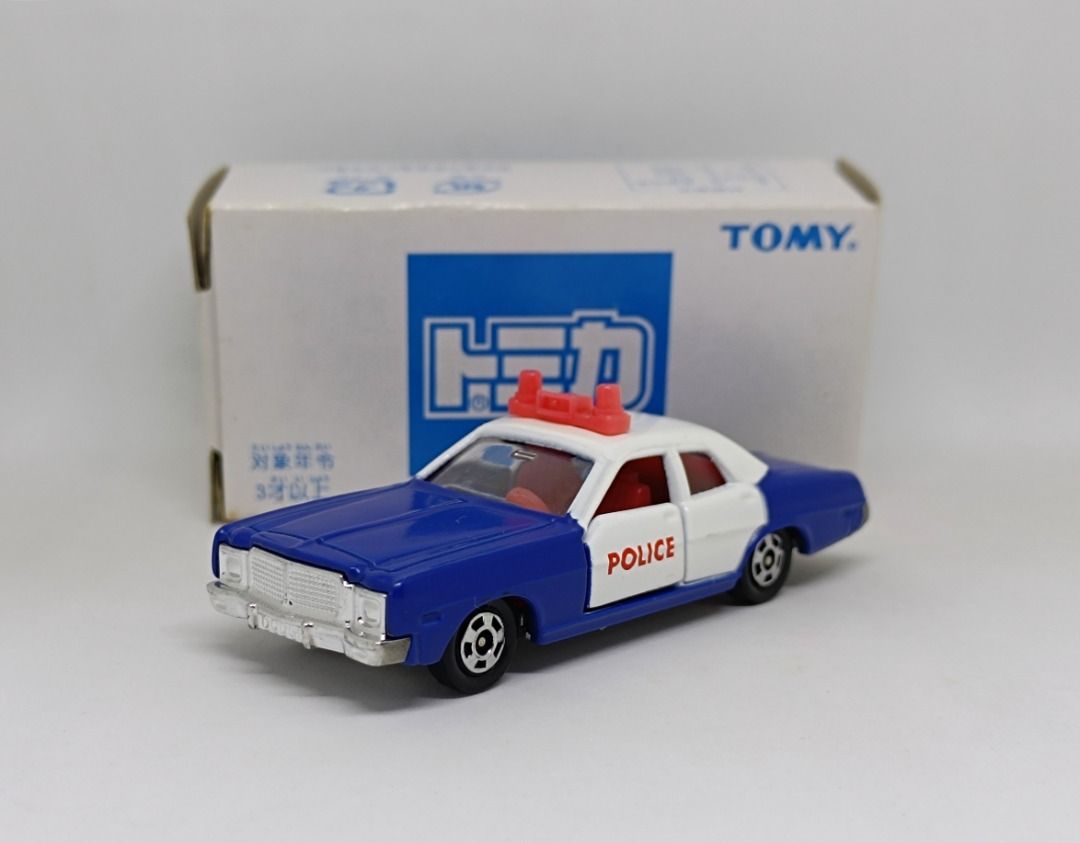 Voiture Miniature Tomica - Dodge Coronet Custom Police - Échelle 1:64 - Diecast Multi-couleur - Occasion