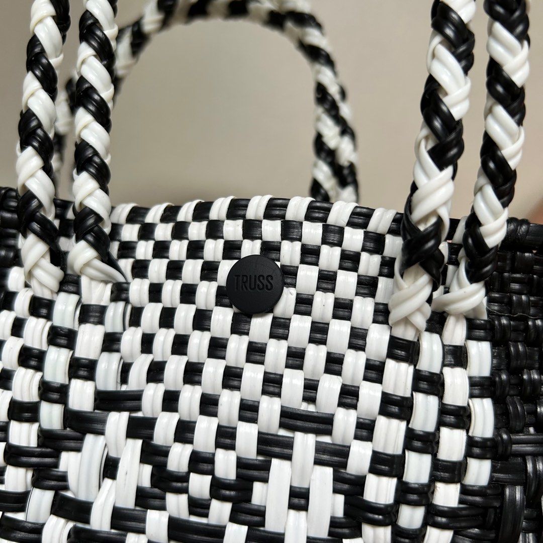 Truss Woven Tote Bag w/ Tags - Black Totes, Handbags - WTRSS20014 | The  RealReal