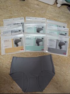 https://media.karousell.com/media/photos/products/2024/3/3/ultra_seamless_underwear_size__1709442257_d9d61914_thumbnail.jpg