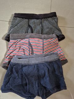 (Kategori: ) berada di . Dikirim oleh alula_shop (ID iklan 1290822275, Gambar 1). Deskripsi: .