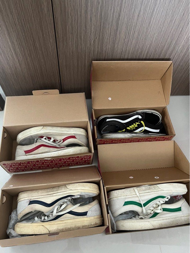 Vans off hotsell the wall clearance