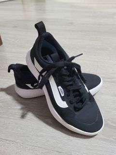 Vans all hot sale black singapore