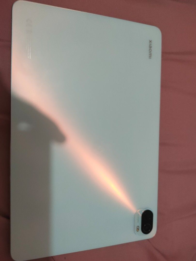 Xiaomi Pad 5 11inch/ Pearl White/ Bought:$599/ Selling: $300/6GB