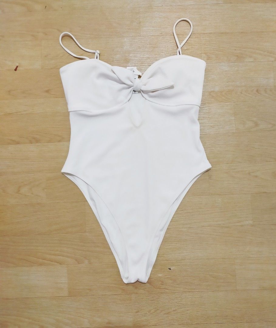 XL FOREVER 21 WHITE RIBBED KNIT ONE PIECE SWIMSUIT Women s