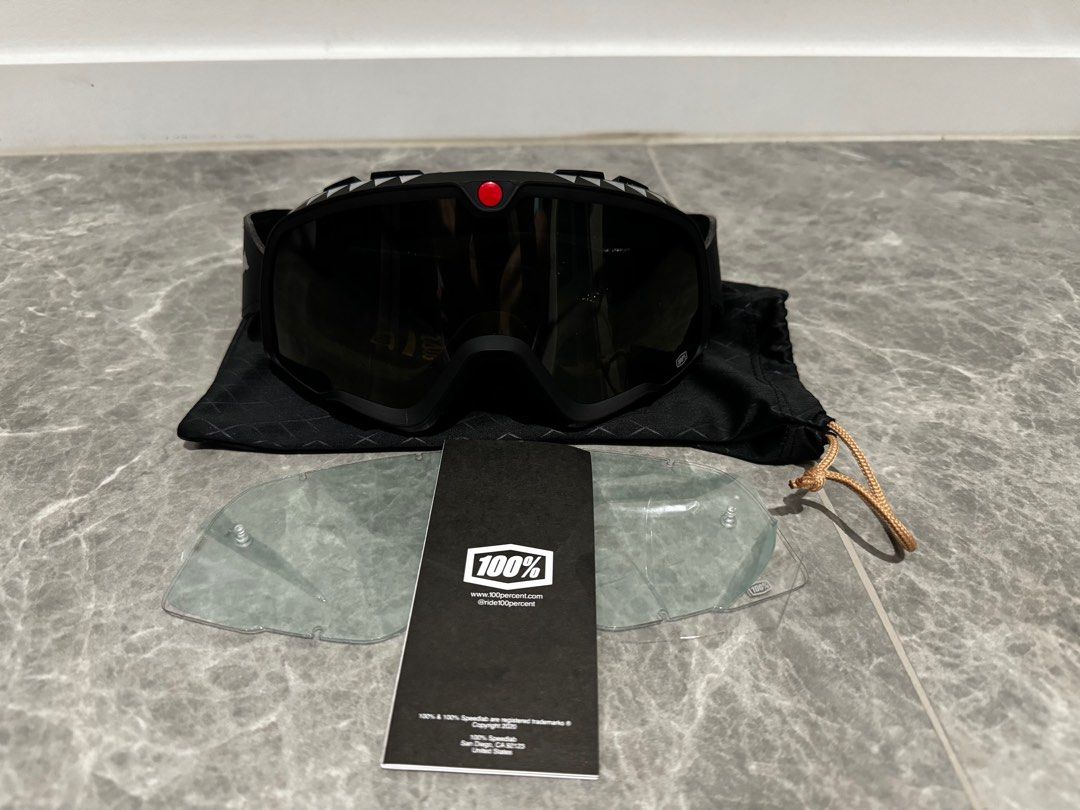 100% Barstow Motorcycle Goggles (Category: Motorcycle Apparel) located in Singapore. Submitted by ted.f (Listing ID 1295764771, Image 2). Description: 9.9/10 worn only once. Selling as I never quite got used to wearing goggles. Bought from Amazon Singapore with receipt on last pic. .