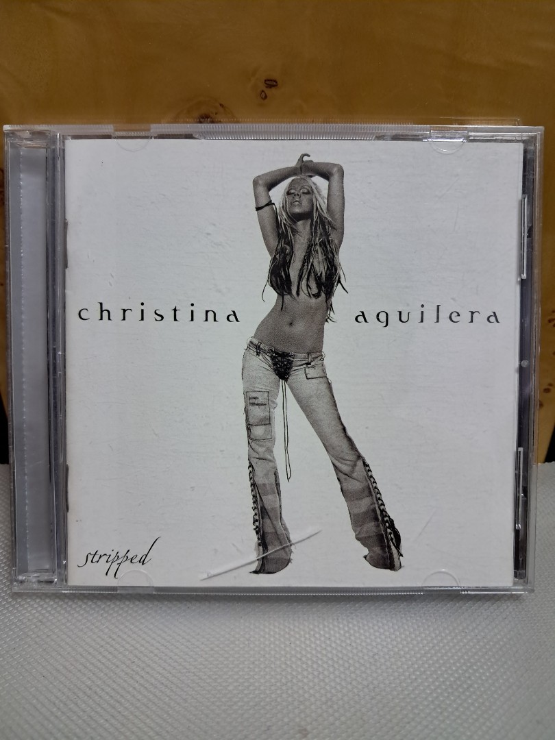 克莉絲汀( Christina Aguilera ) Stripped ( MADE IN USA ), Hobbies 