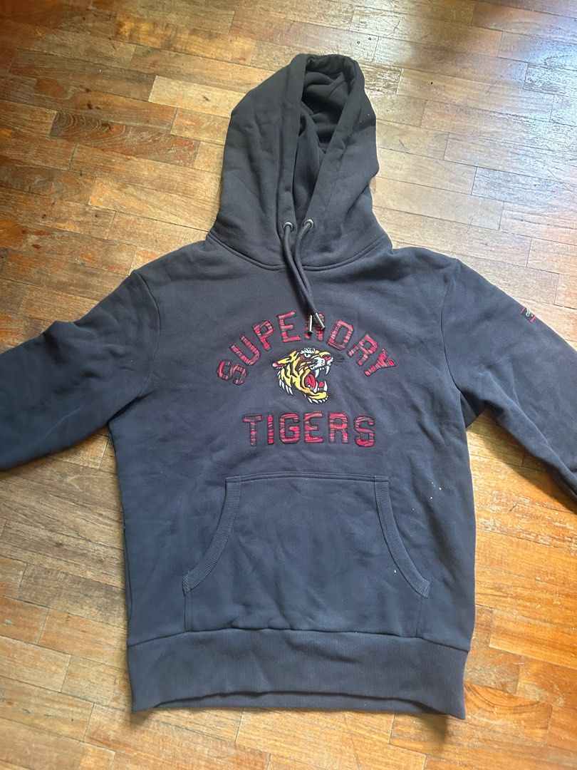 Superdry tiger hoodie top