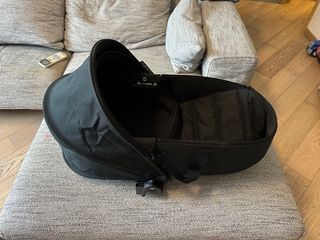（分類：）位於 。 由 yohan_198 提交（商品編號 1295698998，圖片 1）。簡介： 。