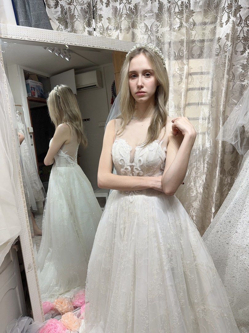 Clearance wedding gowns hot sale