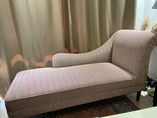 (Category: ) located in . Submitted by ayna1201 (Listing ID 1295729104, Image 1). Description: .