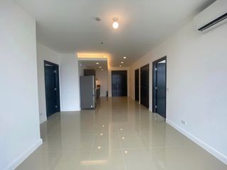 Corner 2 Bedroom West Gallery Place Condo For Rent Bgc Taguig