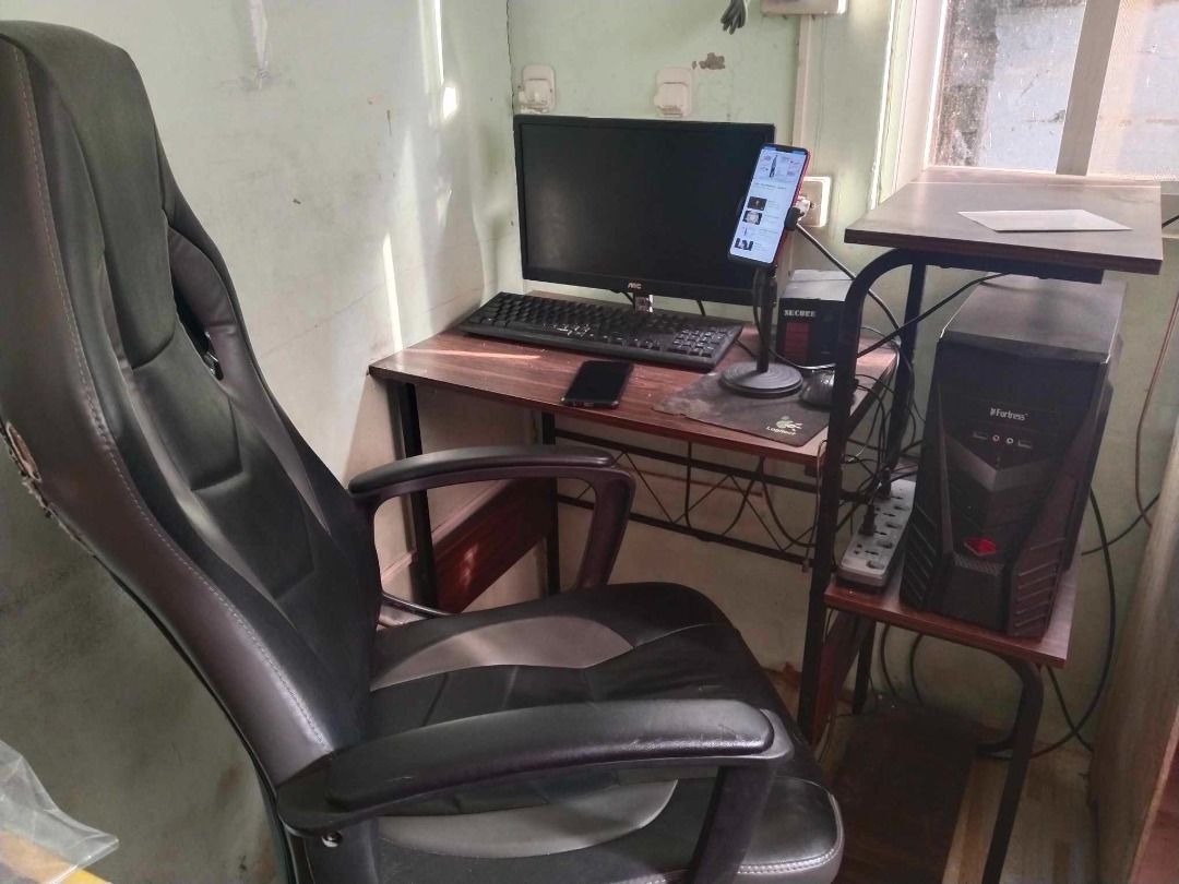 Desktop Set with Table and Chair - 15k, Computers & Tech, Desktops on ...