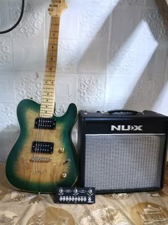 Electric Guitar with amplifier and effects