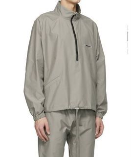 Fear of God essentials reflective half zip taupe