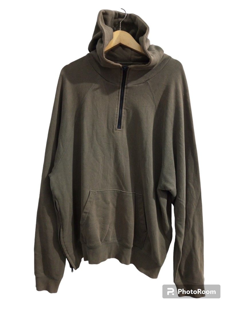FOG ESSENTIAL HALF ZIP HOODIE