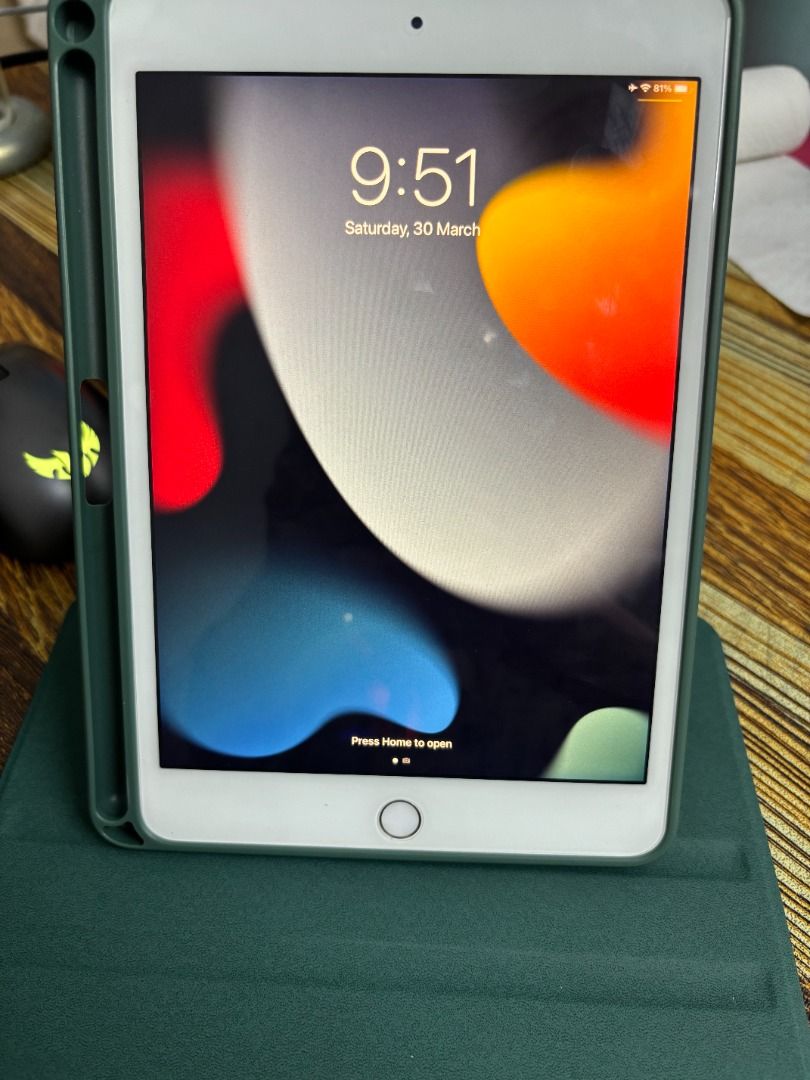 iPad Mini 4 Wifi + Cellular Silver 128GB, Mobile Phones & Gadgets